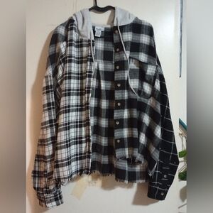 Rue 21+ Crop plaid shirt